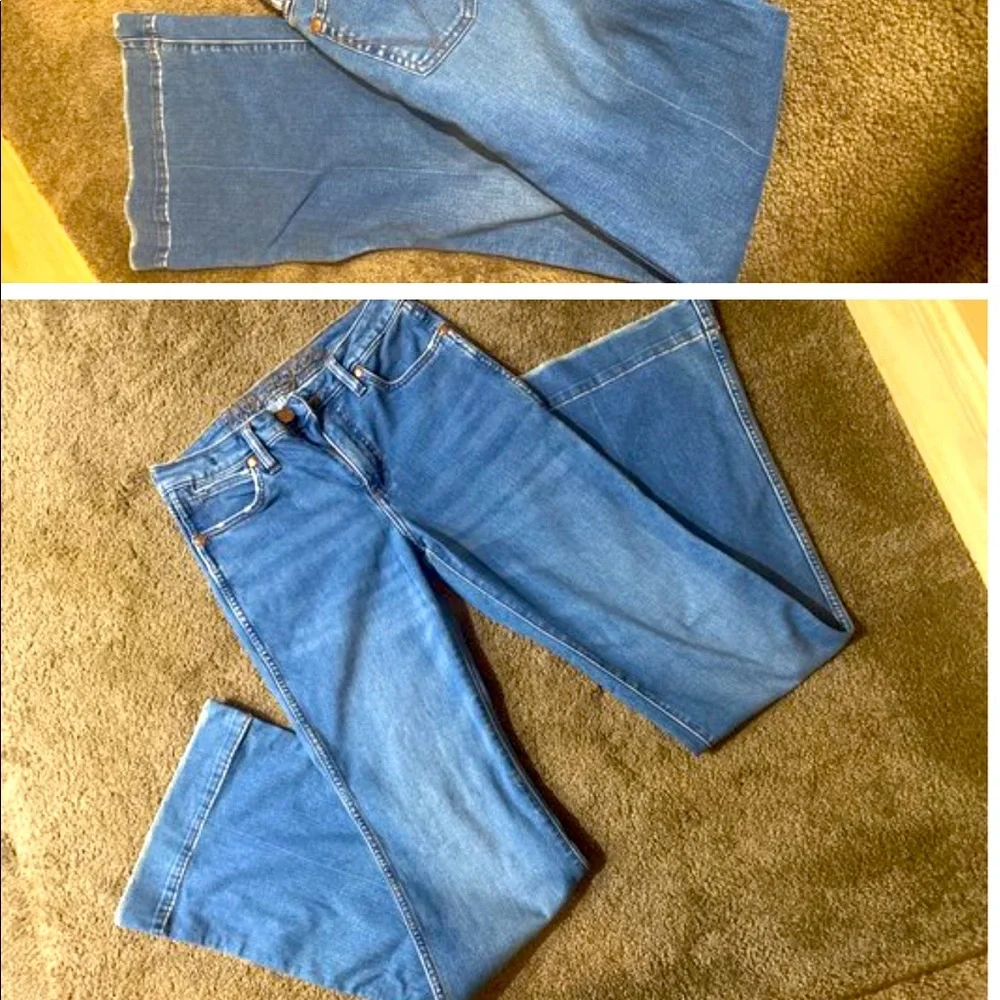 Jeans - Picture 1 of 3
